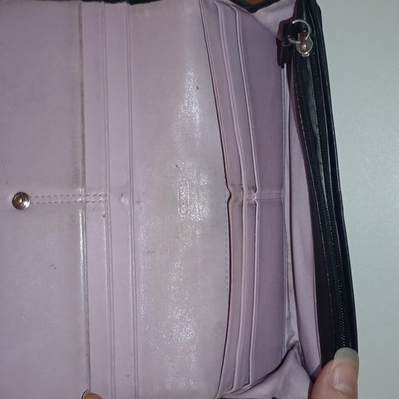 Coach Wallet - Picture 4 of 8